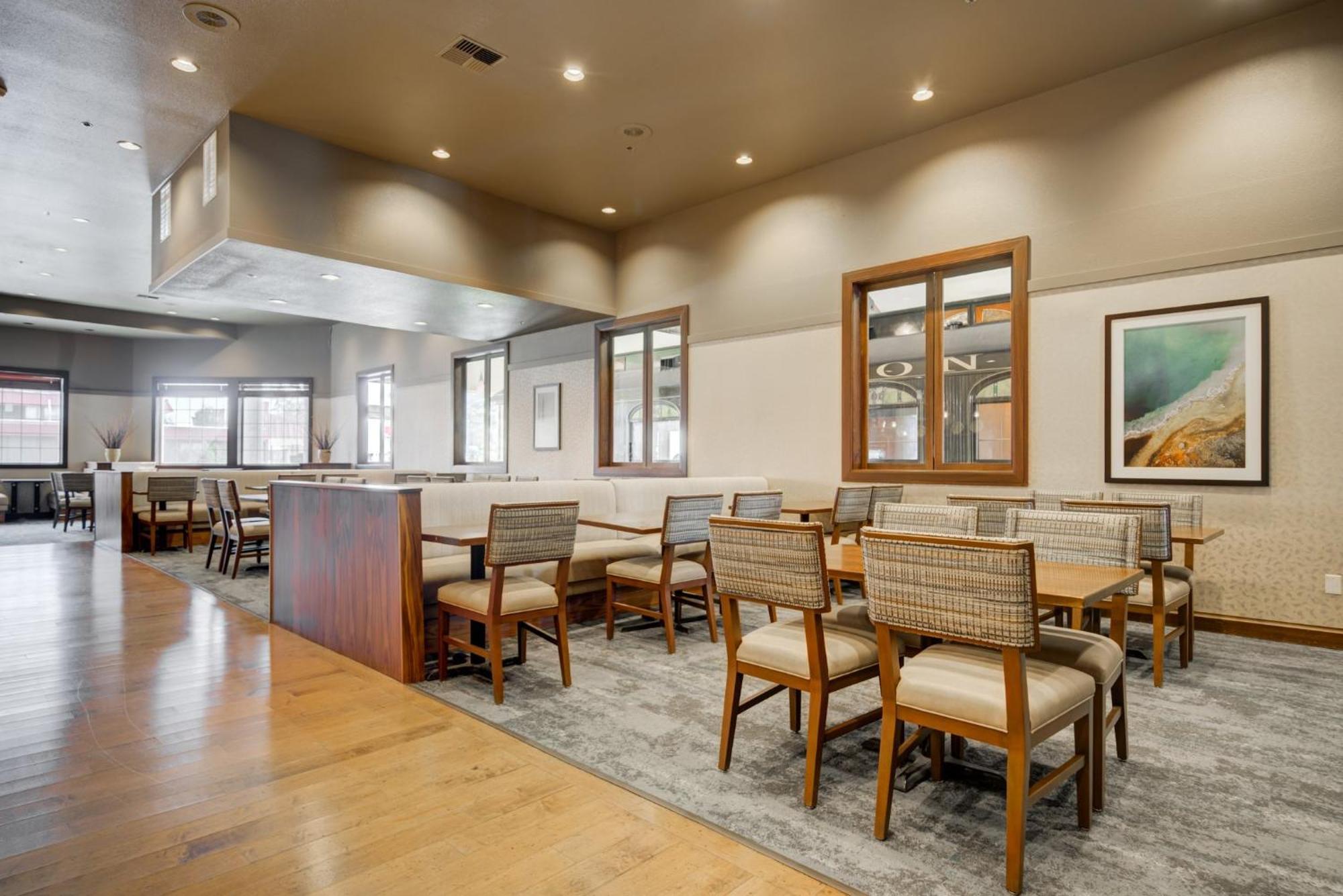Holiday Inn West Yellowstone By Ihg Екстериор снимка