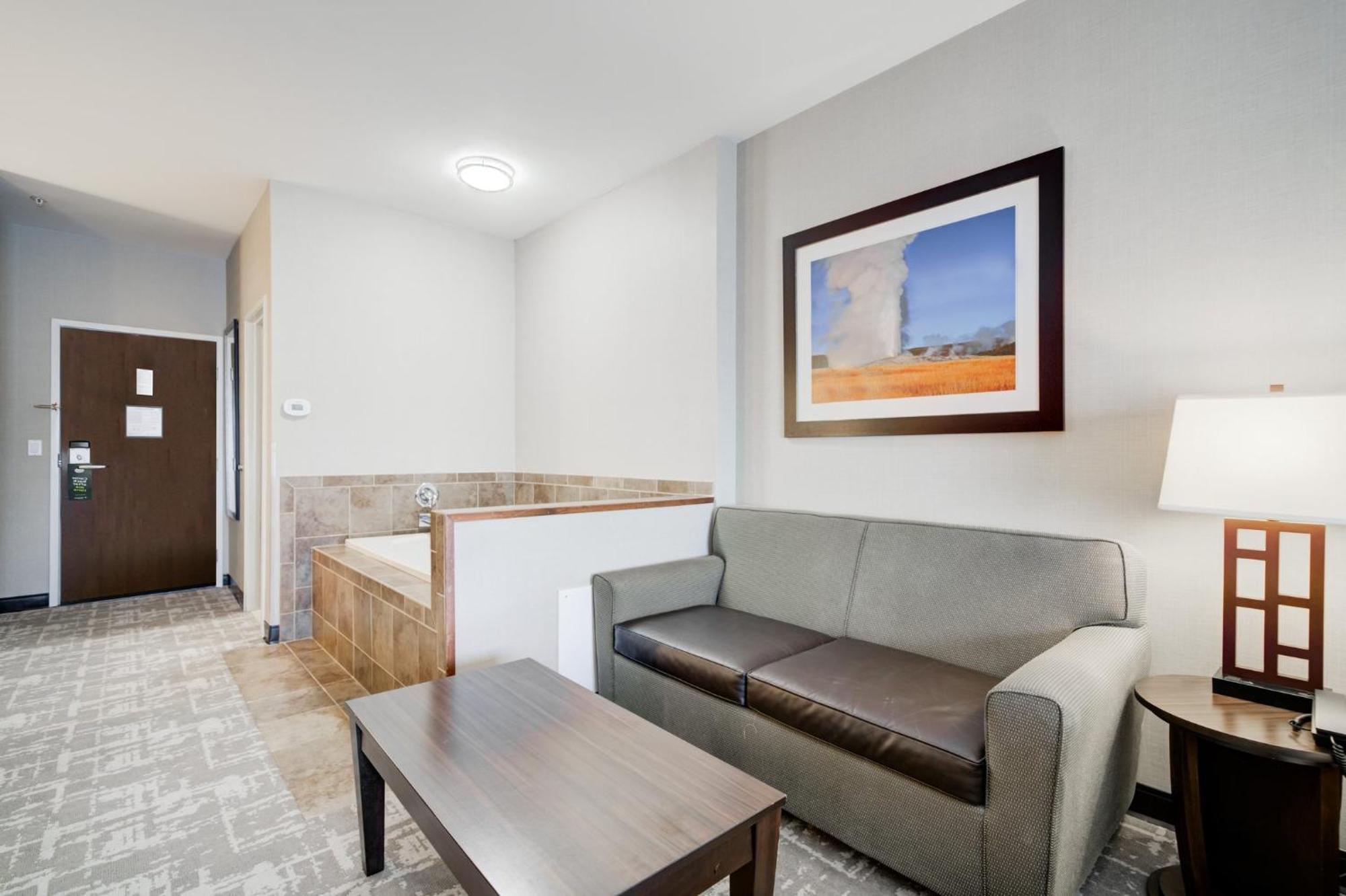 Holiday Inn West Yellowstone By Ihg Екстериор снимка