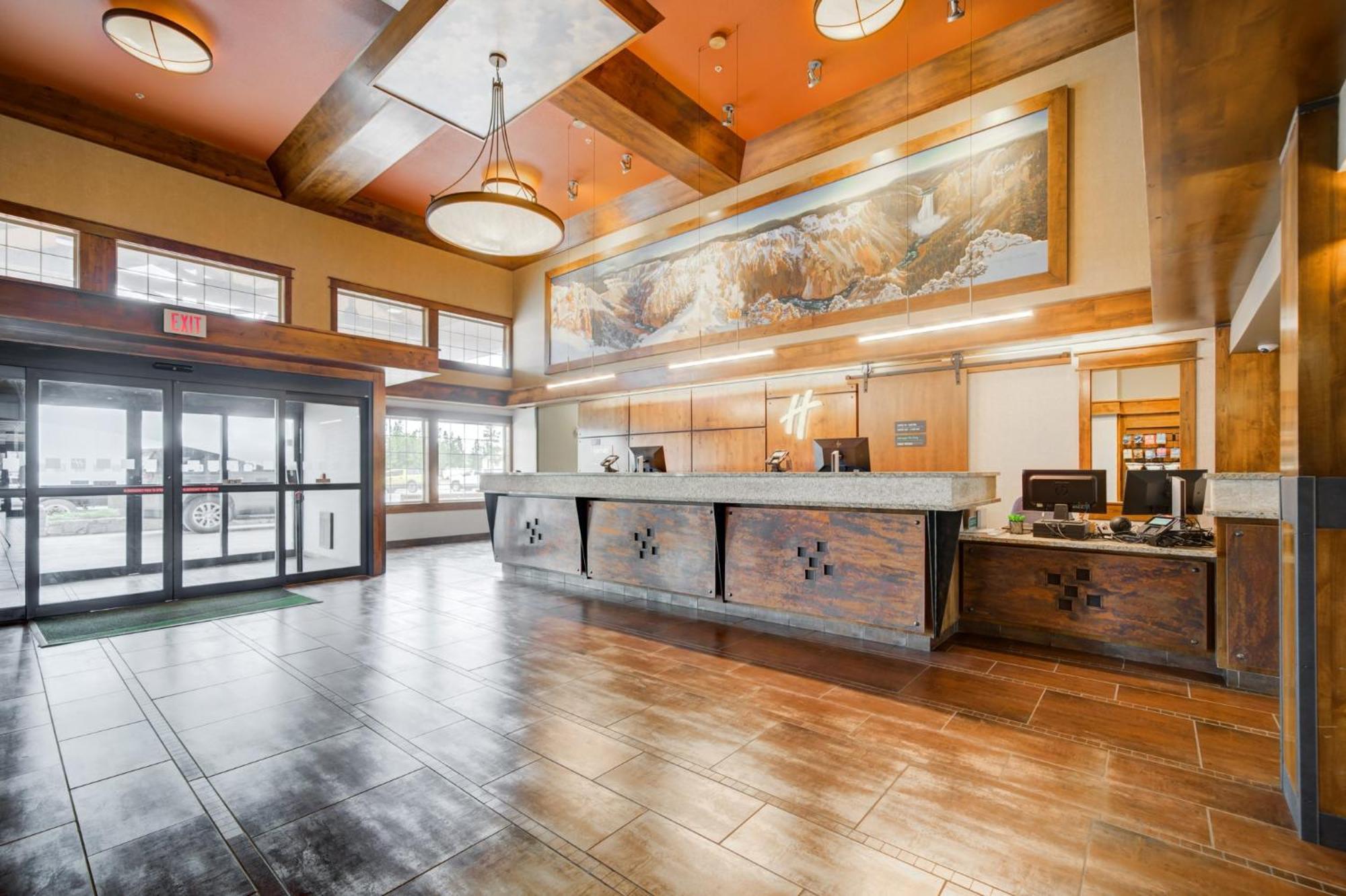 Holiday Inn West Yellowstone By Ihg Екстериор снимка